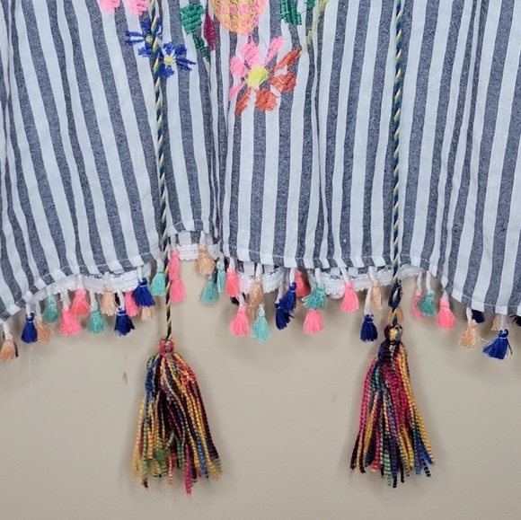 See & Be Seen | Boho Striped Top with Colorful Floral Embroidery Tassel Hem - Picture 6 of 6